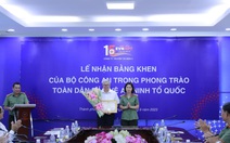 Công ty Truyền tải điện 4 nhận bằng khen của Bộ Công an