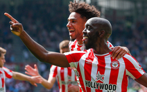 Brentford vượt mặt 'đại gia' Ngoại hạng Anh với kỷ lục khó tin