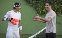 Cristiano Ronaldo chúc Rafael Nadal 'nghỉ hưu vui vẻ'