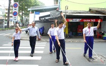 Người 'định hướng di chuyển' cho học trò khiếm thị