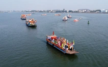 Người dân Biên Hòa nô nức với lễ Nghinh thần