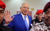 Cựu thủ tướng Malaysia Najib Razak được giảm nửa án tù