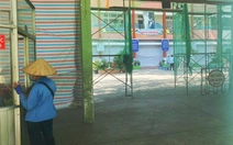 Trường thi công sửa chữa, trò học giữa bụi bặm, ồn ào