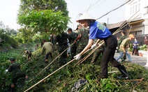 Hoa hậu Liên lục địa Lê Nguyễn Bảo Ngọc dọn rác Chủ nhật xanh