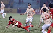 HLV Kiatisak muốn biến Quang Hải thành trợ lý chuyên môn