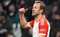 Kane lập cú đúp đưa Bayern vào tứ kết Champions League