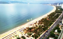 Không có quy định cấp phép thả diều bên biển Nha Trang