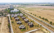 Bít cửa vẽ dự án bán 'lúa non'