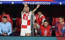 Luka Modric: 'Không biết trọng tài lấy đâu ra 8 phút bù giờ'