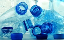 'Hóa chất vĩnh cửu' PFAS có thể được hấp thụ qua da người