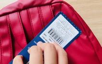 Tặng quà để nguyên tem mác giá tiền, vô tình hay cố ý?