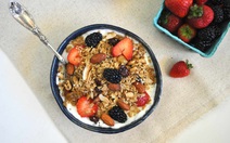 Ăn granola tốt cho sức khỏe, nhưng vẫn phải điều độ