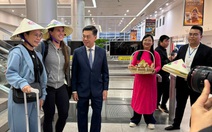 TP.HCM tưng bừng đón đoàn khách du lịch đầu năm mới