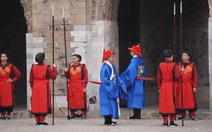 Tái hiện đổi gác, dựng cây nêu, thả cá chép ở kinh thành Thăng Long xưa