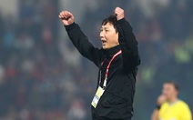 HLV Kim Sang Sik chứng minh V-League vẫn còn người tài