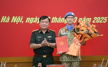 Bộ Quốc phòng trao quyết định của Chủ tịch nước cho sĩ quan làm nhiệm vụ gìn giữ hòa bình