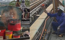 Tuyệt chiêu 'gắp lửa bỏ tay người' cực nghệ trên cầu Long Biên