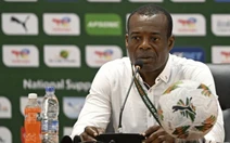 HLV và nhiều cầu thủ Guinea Xích Đạo từ chối ra sân ở vòng loại World Cup