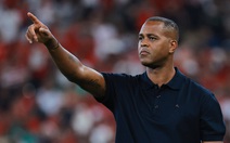 10 tháng chóng vánh của HLV Kluivert tại Indonesia