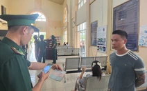 Tiếp nhận 48 công dân làm ‘việc nhẹ lương cao’ ở Campuchia về nước