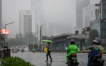 Phát hiện vi nhựa trong nước mưa, cảnh báo hiểm họa sức khỏe nghiêm trọng