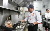 15.000 lượt khách ngày đầu, các đầu bếp Vietnam Phở Festival tất bật cho ngày thứ hai