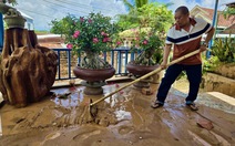 Nửa đêm, dân tháo chạy vì bùn đất từ công trường cao tốc Quy Nhơn - Chí Thạnh ập xuống nhà