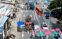 Thấy xe tải đang lùi nên chạy chậm lại, người đi xe máy bị xe tải phía sau tông chết trên quốc lộ 22