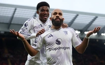 Lịch trực tiếp bóng đá châu Âu: Man United gặp Brighton, Napoli đấu Inter Milan