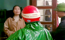 Nữ hiệu phó 'vụ học sinh ngộ độc' mở phòng làm việc khi đang bị đình chỉ, phụ huynh phản ứng dữ dội