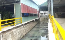 Tháo dỡ nhà tiền chế lấn mương thoát nước