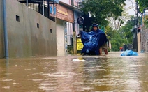 Huế cho học sinh toàn thành phố nghỉ học trong ngày 27-10 do mưa lớn
