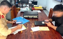 Tài xế lái xe chạy ngược chiều trên đại lộ, người dân gửi clip cho cảnh sát giao thông xử lý