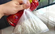 Dư luận trái chiều về việc người dân được hỗ trợ sau bão 5 lạng gạo và nửa chai nước ngọt