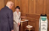 Thủ tướng Takaichi tặng ông Trump gậy gạt golf của cố Thủ tướng Shinzo Abe