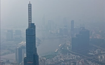 TP.HCM cảnh báo cuối năm bụi mịn tăng cao, yêu cầu 100% công trình phải che chắn, phun nước