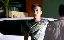 Tạm giữ người đàn ông chạy xe ngược chiều, hung hăng đánh tài xế taxi