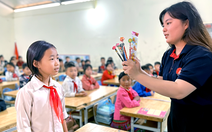 Bắt buộc dạy tiếng Anh từ lớp 1: Tìm đâu ra 22.000 giáo viên?