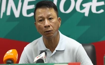 HLV Văn Sỹ Sơn đồng ý thay HLV Phan Như Thuật ở SLNA