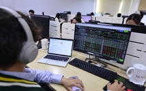 Vì sao Việt Nam được nâng hạng, nhưng vẫn còn kỳ rà soát tháng 3 năm sau?