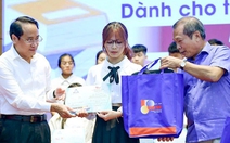 'Sẽ gọi ngay cho mẹ, đúng là học bổng Tiếp sức đến trường chứ không phải... lừa đảo'