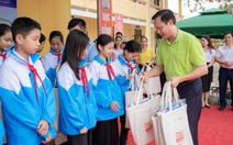 'Chubb Life - Vì tương lai em' mang yêu thương đến học sinh Thái Nguyên