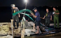 Gần 100 cảnh sát mật phục cả đêm, triệt phá đường dây cát tặc lớn trên sông Trà Khúc