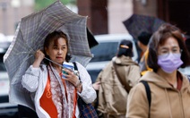 Đài Loan phát cảnh báo bão Phượng Hoàng ảnh hưởng đất liền