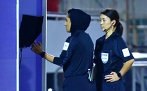 CLB nữ TP.HCM 'thót tim' với công nghệ VAR mini