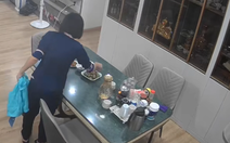 Mẹ chạy té khói vì bị con trai troll