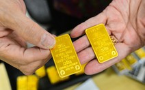 Giá vàng miếng SJC cao hơn giá vàng thế giới đến 20,6 triệu đồng/lượng