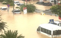 Lũ lụt miền Trung: ít nhất 50 người chết, mất tích