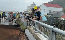 Mưa lũ trưa 21-11: Phó thủ tướng thị sát vùng lũ Đa Nhim, yêu cầu 10 ngày phải thông đèo Mimosa