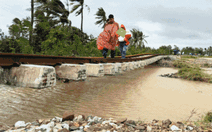 Quốc lộ 1 tắc nghẽn 20km, đường sắt qua Đắk Lắk tê liệt